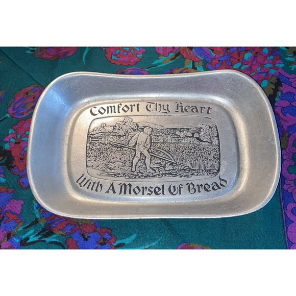 Vintage Wilton Comfort Thy Heart with A Morsel of Bread Pewter Plate Tray - Picture 1 of 8
